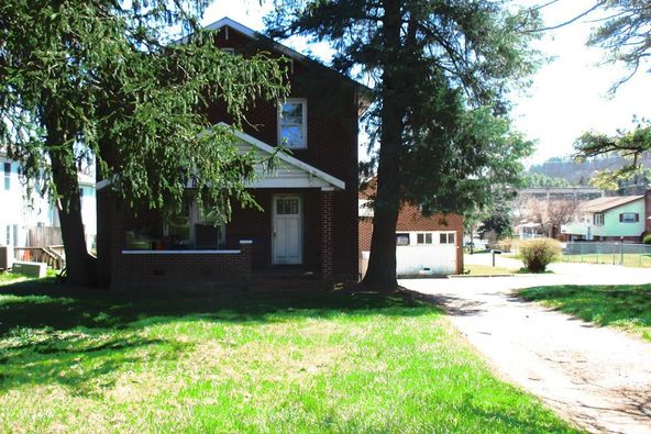 371 New Hope Rd, Princeton, WV 24740